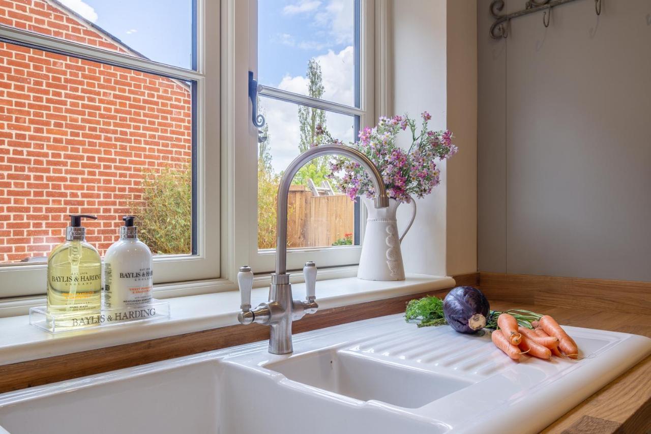 Immaculate Luxury Retreat In Pretty Village With Great Pubs - Box Valley Cottage Stoke-by-Nayland Exterior photo
